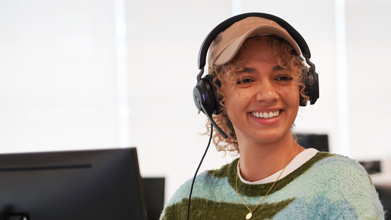 Contact Centre - Customer Service Advisor.png